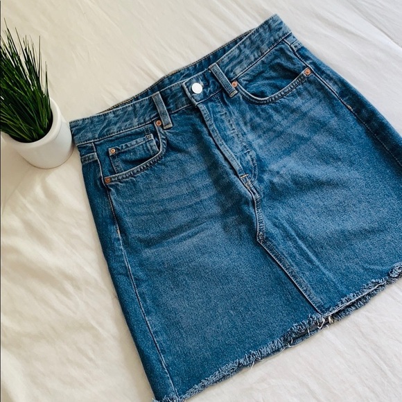 h&m denim mini skirt